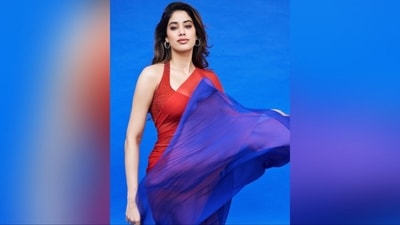 Assisted by celebrity fashion stylist Ami Patel, Janhvi accessorised her look with a pair of silver hoop earrings and high heels to complement her stylish saree look perfectly. (Instagram/@janhvikapoor) Assisted by celebrity fashion stylist Ami Patel, Janhvi accessorised her look with a pair of silver hoop earrings and high heels to complement her stylish saree look perfectly. (Instagram/@janhvikapoor)