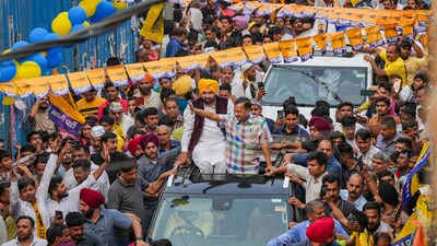 Arvind Kejriwal along with Punjab chief minister Bhagwant Mann campaigned in Delhi's Motinagar on Sunday. (PTI) Arvind Kejriwal along with Punjab chief minister Bhagwant Mann campaigned in Delhi's Motinagar on Sunday. (PTI)