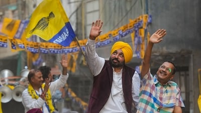 New Delhi: Delhi Chief Minister and AAP convenor Arvind Kejriwal with Punjab Chief Minister Bhagwant Mann during a road show for Lok Sabha elections, at Moti Nagar in New Delhi, Sunday, May 12, 2024. (PTI) New Delhi: Delhi Chief Minister and AAP convenor Arvind Kejriwal with Punjab Chief Minister Bhagwant Mann during a road show for Lok Sabha elections, at Moti Nagar in New Delhi, Sunday, May 12, 2024. (PTI)