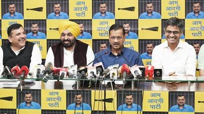 Delhi CM Arvind Kejriwal addresses the media alongside Punjab CM Bhagwant Mann and other senior leaders. (Sanjeev Verma/HT Photo) Delhi CM Arvind Kejriwal addresses the media alongside Punjab CM Bhagwant Mann and other senior leaders. (Sanjeev Verma/HT Photo)