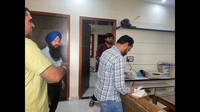 Forensic team at the crime scene, where the victim Tushar was hit on the head with a cylinder, leading to his death. Both accused were swiftly arrested. (HT photo) Forensic team at the crime scene, where the victim Tushar was hit on the head with a cylinder, leading to his death. Both accused were swiftly arrested. (HT photo)