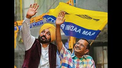 Punjab chief minister and Aam Aadmi Party (AAP) leader Bhagwant Mann on Sunday took a swipe at the Bharatiya Janata Party’s target to win more than 400 seats in the 2024 Lok Sabha elections and said that there is no ‘400 paar’ this time. Punjab chief minister and Aam Aadmi Party (AAP) leader Bhagwant Mann on Sunday took a swipe at the Bharatiya Janata Party’s target to win more than 400 seats in the 2024 Lok Sabha elections and said that there is no ‘400 paar’ this time.