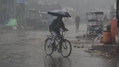 The update advised people and tourists to avoid boat and Shikara rides during the inclement weather. (HT image for representation)