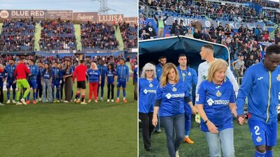 Getafe CF players with their mothers. Getafe CF players with their mothers.