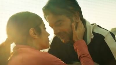 Rajkummar Rao and Janhvi Kapoor in a still from the trailer. Rajkummar Rao and Janhvi Kapoor in a still from the trailer.