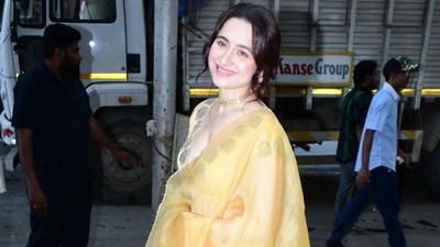 Sanjeeda Shaikh wore a yellow and golden suit to the event. She plays Waheeda, Rehana and Mallikajaan's younger sister, in Heeramandi. 