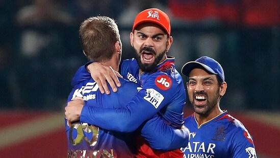 IPL 2024, RCB vs DC Live Score: Kohli key as Bengaluru look to stage comeback