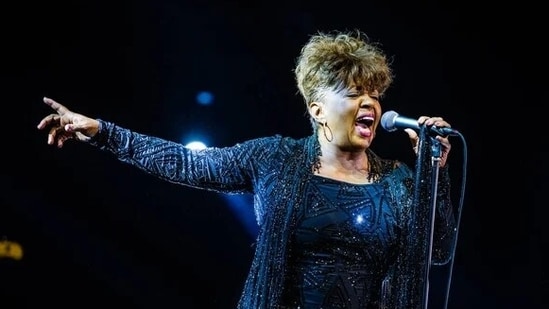 Anita Baker's Mother's Day weekend concert in Atlanta abruptly cancelled minutes before showtime, leaving fans frustrated and seeking refunds.