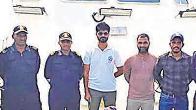 Coast Guard apprehends fishing vessel off Mumbai coast;  ₹1.75L cash seized