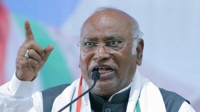 Congress President Mallikarjun Kharge addresses a public meeting. (ANI file photo) Congress President Mallikarjun Kharge addresses a public meeting. (ANI file photo)
