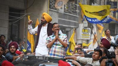 Delhi CM Arvind Kejriwal and his Punjab counterpart Bhagwant Mann during a roadshow in Delhi for the Lok Sabha polls. (Sanchit Khanna/HT Photo) Delhi CM Arvind Kejriwal and his Punjab counterpart Bhagwant Mann during a roadshow in Delhi for the Lok Sabha polls. (Sanchit Khanna/HT Photo)