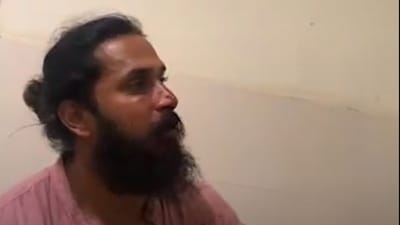Kannada actor Chetan Chandra attacked by a mob in Bengaluru, severely injured (Screengrab from Instagram video) Kannada actor Chetan Chandra attacked by a mob in Bengaluru, severely injured (Screengrab from Instagram video)