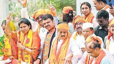 Jalgaon, Apr 26 (ANI): Maharashtra Deputy Chief Minister Devendra Fadnavis shows a victory sign during an election campaign in support of Bharatiya Janata Party (BJP) candidates from Jalgaon and Raver constituencies Smita Wagh and Raksha Khadse for the Lok Sabha polls, in Jalgaon on Thursday. (ANI Photo) (Nitin Lawate) Jalgaon, Apr 26 (ANI): Maharashtra Deputy Chief Minister Devendra Fadnavis shows a victory sign during an election campaign in support of Bharatiya Janata Party (BJP) candidates from Jalgaon and Raver constituencies Smita Wagh and Raksha Khadse for the Lok Sabha polls, in Jalgaon on Thursday. (ANI Photo) (Nitin Lawate)