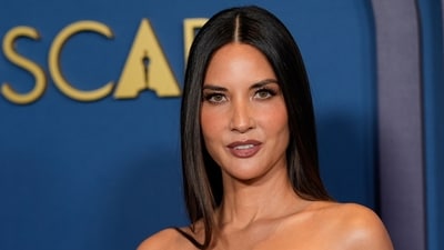 Olivia Munn reveals she undwent full hysterectomy as she battles breast cancer (AP Photo/Chris Pizzello, File) (Chris Pizzello/Invision/AP) Olivia Munn reveals she undwent full hysterectomy as she battles breast cancer (AP Photo/Chris Pizzello, File) (Chris Pizzello/Invision/AP)