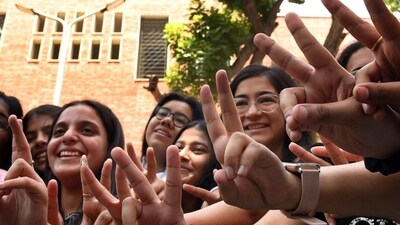 CBSE Class 10 results declared, 93.6% pass, girls perform better than boys CBSE Class 10 results declared, 93.6% pass, girls perform better than boys