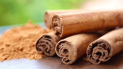 Cinnamon therapy: A pinch of cinnamon in a cup of water post meals can result in fat loss. It also helps you in sleeping better. (Unsplash) Cinnamon therapy: A pinch of cinnamon in a cup of water post meals can result in fat loss. It also helps you in sleeping better. (Unsplash)