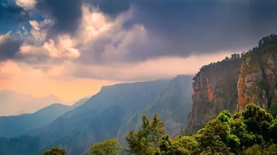 Kodaikanal: A perfect destination to go with family, Kodaikanal's picturesque landscapes can cleanse the mind and soul and leave us wanting more. (Unsplash) Kodaikanal: A perfect destination to go with family, Kodaikanal's picturesque landscapes can cleanse the mind and soul and leave us wanting more. (Unsplash)