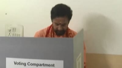 BJP chief in Telangana G Kishan Reddy cast his vote at Kachiguda in Hyderabad. He appealed to the electorate to turn up in large numbers to exercise their franchise. (ANI)