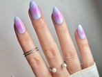 Aura nails borrows itself from the Y2K era(Photo: Instagram)