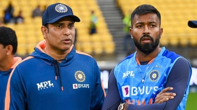VVS Laxman, left, with Hardik Pandya (AP) VVS Laxman, left, with Hardik Pandya (AP)