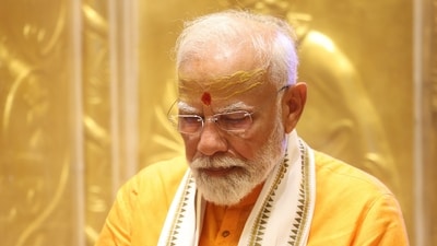 Prime Minister Narendra Modi offers prayers at Kashi Vishwanath Temple, in Varanasi, Uttar Pradesh, Monday, May 13, 2024. (PTI Photo) (PTI) Prime Minister Narendra Modi offers prayers at Kashi Vishwanath Temple, in Varanasi, Uttar Pradesh, Monday, May 13, 2024. (PTI Photo) (PTI)