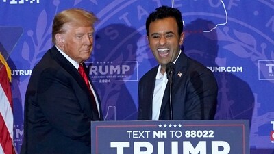 Vivek Ramaswamy dropped out from the 2024 presidential race and endorsed Donald Trump on January 15, 2024 night. (Photo by TIMOTHY A. CLARY / AFP) (AFP) Vivek Ramaswamy dropped out from the 2024 presidential race and endorsed Donald Trump on January 15, 2024 night. (Photo by TIMOTHY A. CLARY / AFP) (AFP)