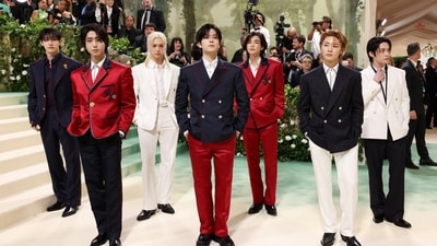 Bang Chan, Han, Felix, Seungmin, Hyunjin, I.N, Lee Know, and Changbin of Stray Kids pose at the Met Gala, an annual fundraising gala held for the benefit of the Metropolitan Museum of Art's Costume Institute with this year's theme 'Sleeping Beauties: Reawakening Fashion' in New York City, New York, U.S., May 6, 2024. REUTERS/Andrew Kelly (REUTERS)