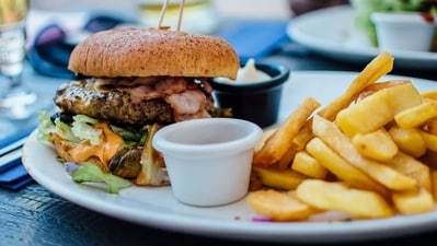 Highly processed foods often contain excess sodium, which can contribute to bloating and water retention. Opt for whole, fresh foods to keep your body feeling its best. (Unsplash) Highly processed foods often contain excess sodium, which can contribute to bloating and water retention. Opt for whole, fresh foods to keep your body feeling its best. (Unsplash)