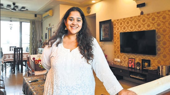 Anuskha Ghosh, a 24-year-old lawyer from Navi Mumbai, says she will vote for a candidate who will put emphasis on entrepreneurship. (Bachchan Kumar/ HT photo)