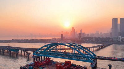 BMC installs second girder connecting Coastal Road to Bandra-Worli Sea Link