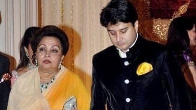 Madhavi Raje Scindia with mother of Union minister Jyotiraditya Scindia, Madhavi Raje Scindia with mother of Union minister Jyotiraditya Scindia,