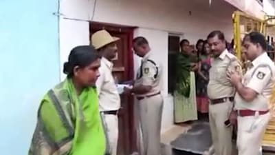 Girish, who lives on Yallapur Street, approached Anjali's residence and, upon her opening the door, launched the attack before fleeing the scene. (ANI) Girish, who lives on Yallapur Street, approached Anjali's residence and, upon her opening the door, launched the attack before fleeing the scene. (ANI)