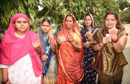 Women voters pose after casting their ballot in Ujiarpur, Bihar, (HT Photo)