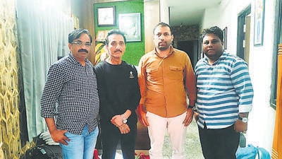 Mumbai police arrest Ghatkopar billboard owner Bhavesh Bhinde in Udaipur Mumbai police arrest Ghatkopar billboard owner Bhavesh Bhinde in Udaipur