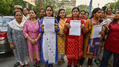 Delhi BJP Mahila Morcha delegation at Swati Maliwal's house on Thursday. (Raj K Raj/HT photo) Delhi BJP Mahila Morcha delegation at Swati Maliwal's house on Thursday. (Raj K Raj/HT photo)