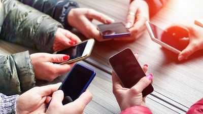 Having social media apps on the home screen gives us more access. We can move them to a folder or onto another screen to help us stay distracted. (Shutterstock) Having social media apps on the home screen gives us more access. We can move them to a folder or onto another screen to help us stay distracted. (Shutterstock)