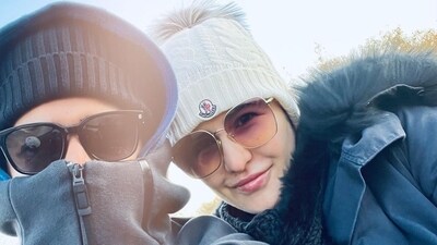 In December 2022, Vicky Kaushal posted photos from his trip to Rajasthan with Katrina Kaif. From a cosy date night to strolls in nature, the two made most of their days in Jawai Bandh, a village located in the Pali district of Rajasthan. In December 2022, Vicky Kaushal posted photos from his trip to Rajasthan with Katrina Kaif. From a cosy date night to strolls in nature, the two made most of their days in Jawai Bandh, a village located in the Pali district of Rajasthan.