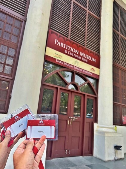 May like Delhiite Jay Singh keep their Insta profiles happening by creating a sense of mystery around their current dating partner. Here's one such example of how he did it while visiting the Partition Museum inside Dara Shikoh Library Building at Kashmere Gate. (Photo: Instagram) May like Delhiite Jay Singh keep their Insta profiles happening by creating a sense of mystery around their current dating partner. Here's one such example of how he did it while visiting the Partition Museum inside Dara Shikoh Library Building at Kashmere Gate. (Photo: Instagram)