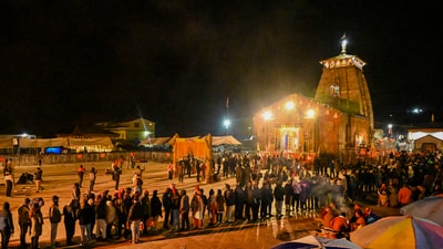 The large number of pilgrims has resulted in traffic jams at several points along the route, especially in areas like Byunggad, Fata, and Jamu. (PTI) The large number of pilgrims has resulted in traffic jams at several points along the route, especially in areas like Byunggad, Fata, and Jamu. (PTI)