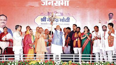 Prime Minister Narendra Modi, Uttar Pradesh chief minister Yogi Adityanath and other BJP leaders at a rally in Barabanki on Friday. (HT PHOTO) Prime Minister Narendra Modi, Uttar Pradesh chief minister Yogi Adityanath and other BJP leaders at a rally in Barabanki on Friday. (HT PHOTO)