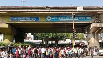 The majoor adda (labour pick-up point) in Pune’s Warje-Malwadi is flooded with cane cutters from the parched Marathwada region. The majoor adda (labour pick-up point) in Pune’s Warje-Malwadi is flooded with cane cutters from the parched Marathwada region.