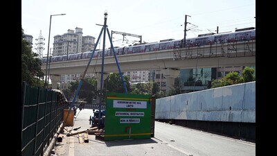 Workers of Gurugram Metro Rail Limited (GMRL) carry out a geo-technical survey for the Gurugram metro project in Gurugram. (HT PHOTO.) Workers of Gurugram Metro Rail Limited (GMRL) carry out a geo-technical survey for the Gurugram metro project in Gurugram. (HT PHOTO.)