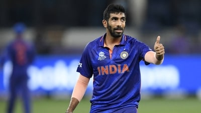 Paras Mhambrey has labelled Japrit Bumrah as a "once in a generation bowler" Paras Mhambrey has labelled Japrit Bumrah as a "once in a generation bowler"