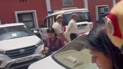 Swati Maliwal reaches court to record statement on assault by Kejriwal's PA Bibhav Kumar