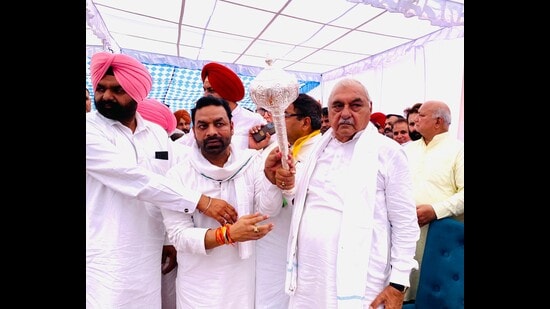 Much is at stake for former Haryana chief minister Bhupinder Singh Hooda. The 2024 Lok Sabha election could prove to be a defining moment for the Congress leader who has been out of power for a decade now. (HT Photo)
