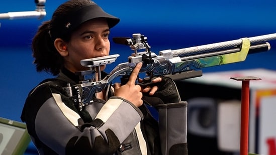 Indian shooter Anjum Moudgil in action (Getty)