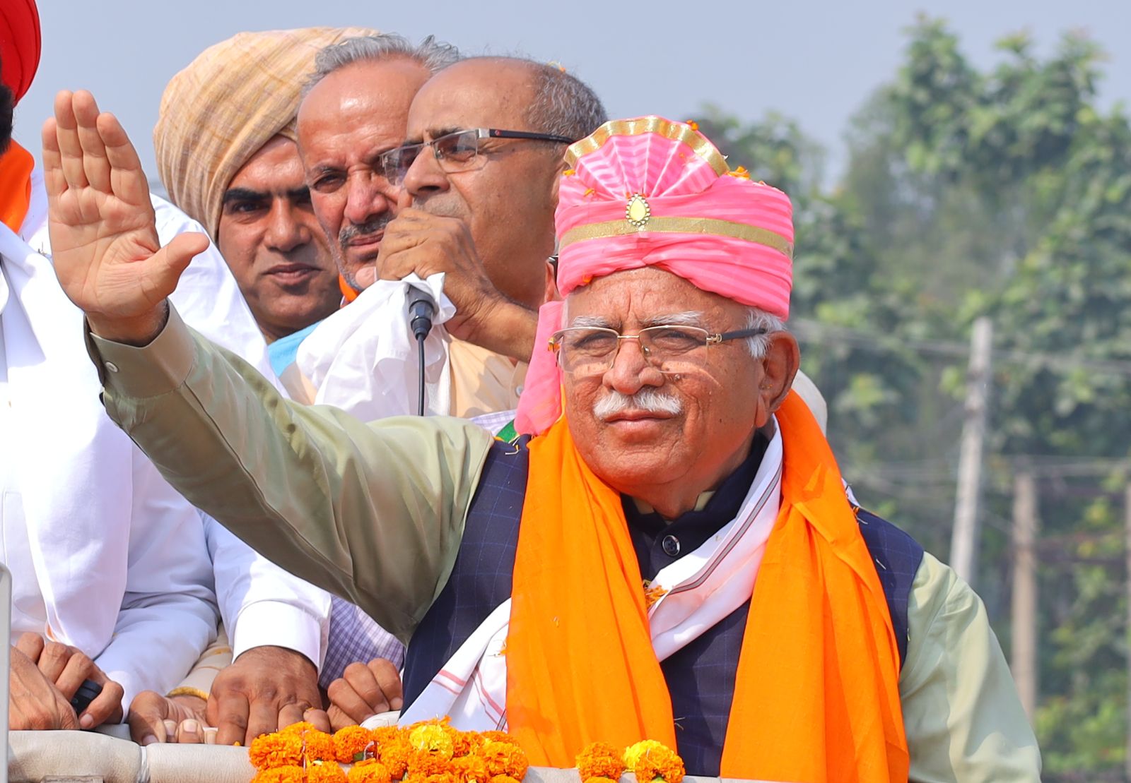 Highlighting the achievements of Prime Minister Narendra Modi-led Union government, Khattar, who is BJP’s Karnal Lok Sabha candidate, said that as he has solved problems of the country and head of various countries call Modi to seek advice. (HT Photo) Highlighting the achievements of Prime Minister Narendra Modi-led Union government, Khattar, who is BJP’s Karnal Lok Sabha candidate, said that as he has solved problems of the country and head of various countries call Modi to seek advice. (HT Photo)