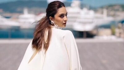 Kiara Advani is gearing up to appear in the Ram Charan-starrer Game Changer, a political action thriller directed by S Shankar. The Telugu movie is set to hit screens soon. Kiara is also set to join the YRF spy universe in the Hrithik Roshan-starrer WAR 2, which will also feature Jr NTR. Kiara Advani is gearing up to appear in the Ram Charan-starrer Game Changer, a political action thriller directed by S Shankar. The Telugu movie is set to hit screens soon. Kiara is also set to join the YRF spy universe in the Hrithik Roshan-starrer WAR 2, which will also feature Jr NTR.