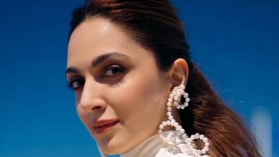 Kiara Advani also has Don 3 lined up, where she will star alongside Ranveer Singh. Reports also suggest that Kiara Advani will also appear alongside Yash in Toxic. Kiara Advani also has Don 3 lined up, where she will star alongside Ranveer Singh. Reports also suggest that Kiara Advani will also appear alongside Yash in Toxic.
