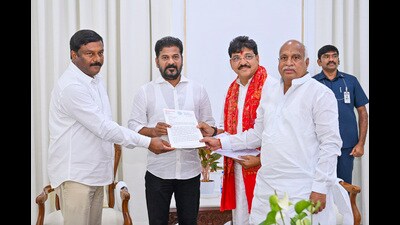CM Revanth Reddy held a high-level meeting with top revenue and finance department officials to work out various methods to mobilise resources for the implementation of the loan waiver scheme. (PTI) CM Revanth Reddy held a high-level meeting with top revenue and finance department officials to work out various methods to mobilise resources for the implementation of the loan waiver scheme. (PTI)